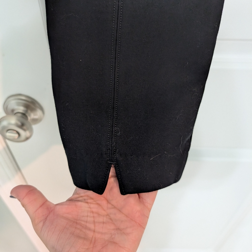 Spanx, Size XS Petite, The Perfect Ankle Pant, Black, Ponte Pull On - Picture 3 of 4